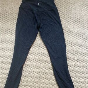 Lululemon align Black pattern Leggings size 4